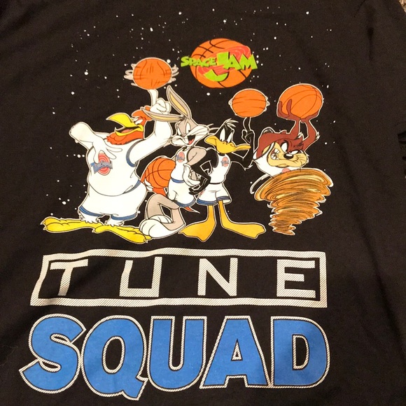 shirt - Picture 2 of 3